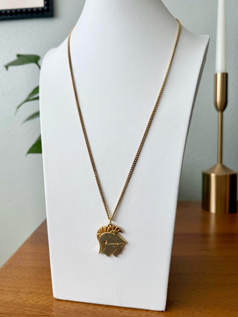 Vintage Two Tone Gold & Silver Gemini Astrological Horoscope Necklace Pendant - Picture 4 of 11